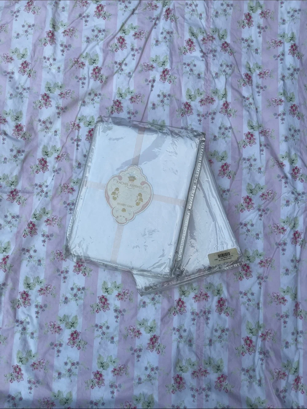 Rachel Ashwell, Shabby Chic, Lily, white queen 100% cotton sheet set